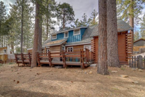 Boutique and Artsy Log Cabin in North Lake Tahoe!